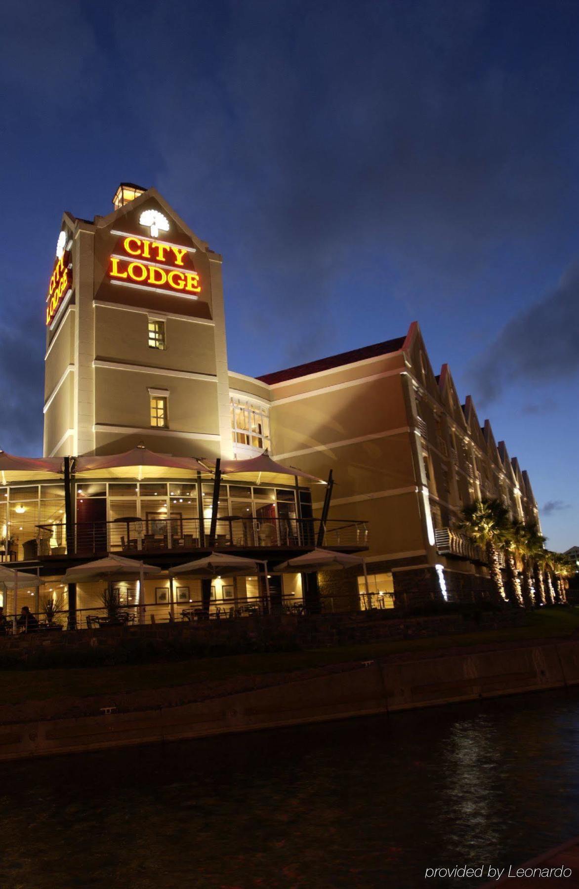 Hotel V&a Waterfront